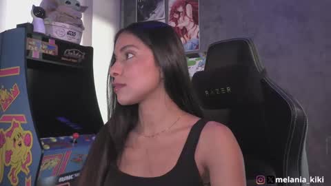 Snapshot of dianne_nanatzu chatting on September 29, 2025, 8:24 pm Melania   -    online show from September 29, 2025, 8:24 pm