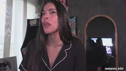 Snapshot of dianne_nanatzu chatting on October 20, 2025, 9:26 pm Melania   -    online show from October 20, 2025, 9:26 pm