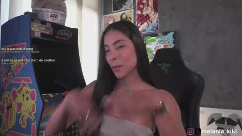 Snapshot of dianne_nanatzu chatting on October 28, 2025, 8:00 pm Melania   -    online show from October 28, 2025, 8:00 pm