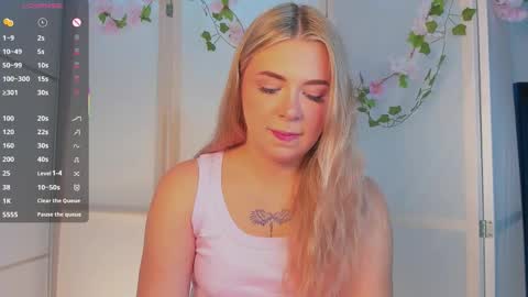 Snapshot of diannedibartolo chatting on September 28, 2025, 7:08 pm diannedibartolo online show from September 28, 2025, 7:08 pm