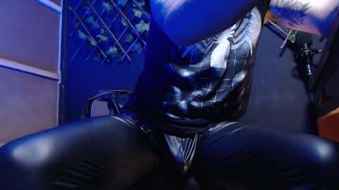 DICAPRIO online show from November 23, 2025, 6:13 am