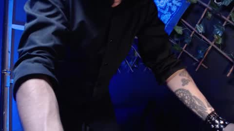 DICAPRIO online show from November 27, 2025, 6:26 am