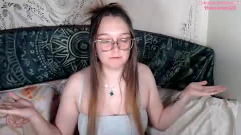 Snapshot of dice_steele chatting on July 17, 2026, 3:02 am dice_steele online show from July 17, 2026, 3:02 am