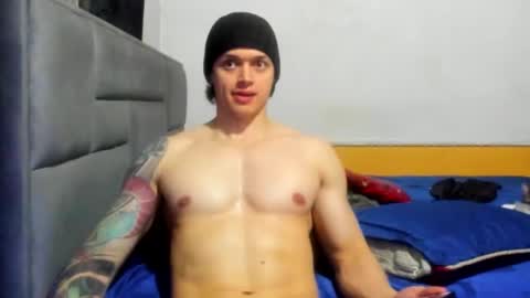jhon online show from February 5, 2025, 10:55 pm