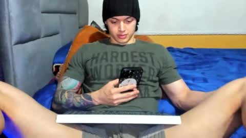 jhon online show from March 11, 2025, 11:59 pm