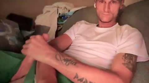 DickABitchDown  Alexys real spanishmami online show from June 23, 2026, 7:28 am