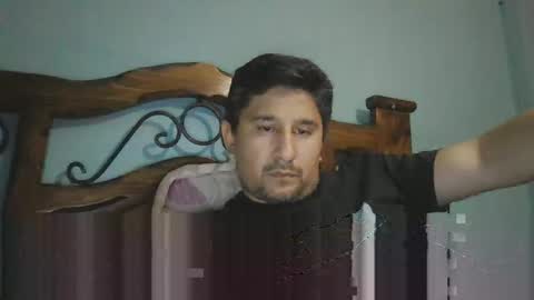 dickeduardo online show from December 19, 2024, 12:34 am