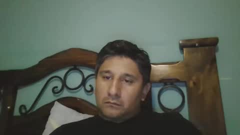 Snapshot of dickeduardo chatting on April 2, 2026, 1:25 am dickeduardo online show from April 2, 2026, 1:25 am