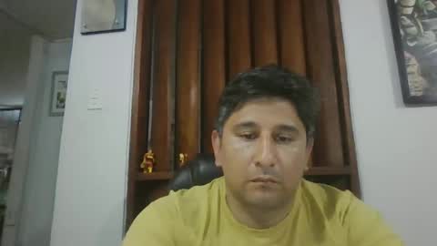 Snapshot of dickeduardo chatting on May 8, 2026, 1:33 am dickeduardo online show from May 8, 2026, 1:33 am