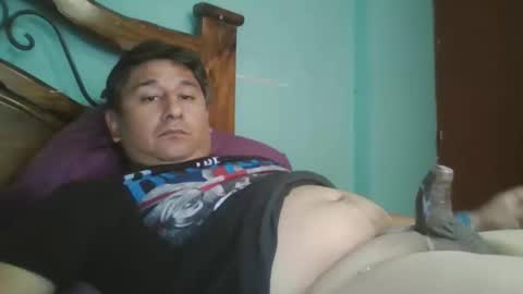 Snapshot of dickeduardo chatting on May 15, 2026, 8:27 pm dickeduardo online show from May 15, 2026, 8:27 pm