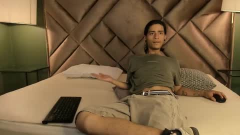 Snapshot of dickie_dicking chatting on November 11, 2025, 9:04 pm dickie_dicking online show from November 11, 2025, 9:04 pm