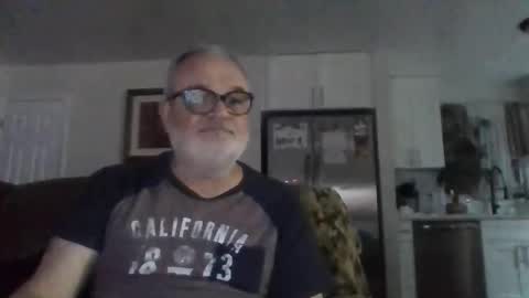 Snapshot of dickjr26 chatting on November 5, 2025, 11:27 pm dickjr26 online show from November 5, 2025, 11:27 pm