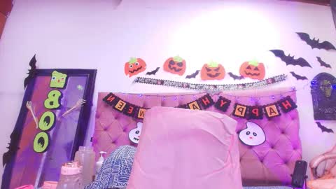 Diane online show from October 30, 2025, 7:14 pm