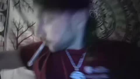 Snapshot of didismurf02 chatting on January 22, 2025, 1:10 am didismurf02 online show from January 22, 2025, 1:10 am