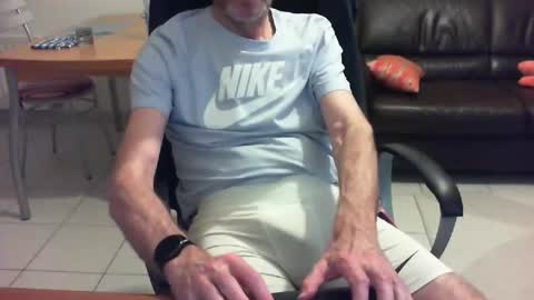 didonc from france..... online show from May 3, 2026, 8:15 pm