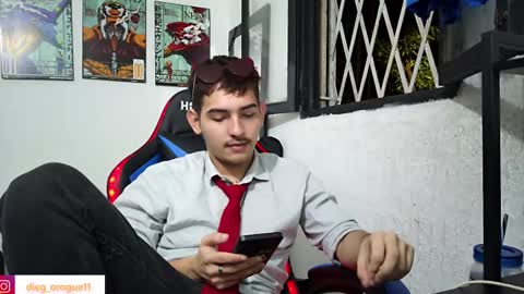 Snapshot of diegorogue_ chatting on February 16, 2025, 6:21 am Diego rogue online show from February 16, 2025, 6:21 am