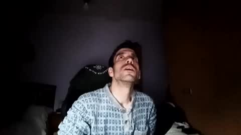 dieguito124 online show from November 17, 2025, 11:32 pm