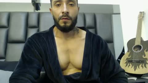 Snapshot of diehgoo_ortega chatting on February 15, 2025, 5:19 am Diego Ortega online show from February 15, 2025, 5:19 am