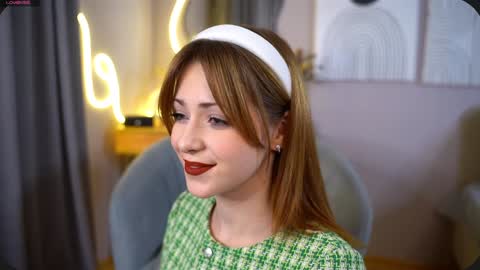 Snapshot of dietmountaindew_ chatting on December 30, 2024, 6:16 pm Sophie online show from December 30, 2024, 6:16 pm