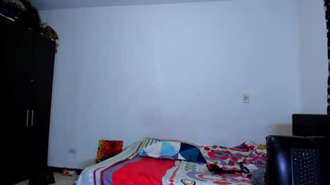 Snapshot of diiego_xxx chatting on October 3, 2025, 12:24 pm diiego_xxx online show from October 3, 2025, 12:24 pm