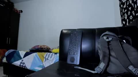 Snapshot of diiego_xxx chatting on October 19, 2025, 11:05 pm diiego_xxx online show from October 19, 2025, 11:05 pm