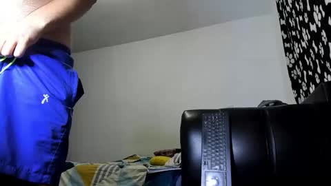 Snapshot of diiego_xxx chatting on October 23, 2025, 12:04 pm diiego_xxx online show from October 23, 2025, 12:04 pm