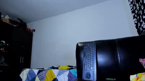 diiego_xxx online show from November 17, 2025, 1:44 am