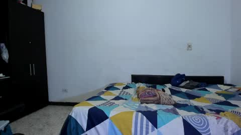 Snapshot of diiego_xxx chatting on April 12, 2026, 1:43 am diiego_xxx online show from April 12, 2026, 1:43 am