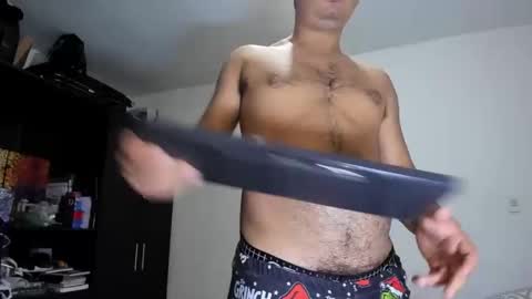 Snapshot of diiego_xxx chatting on April 20, 2026, 11:35 am diiego_xxx online show from April 20, 2026, 11:35 am