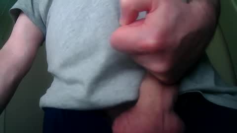 Snapshot of diki3333333333 chatting on December 17, 2024, 12:01 am Nick online show from December 17, 2024, 12:01 am