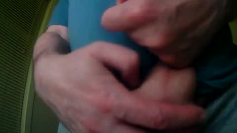 Snapshot of diki3333333333 chatting on January 5, 2025, 9:48 am Nick online show from January 5, 2025, 9:48 am