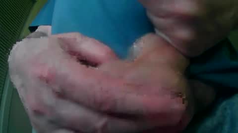 Snapshot of diki3333333333 chatting on February 21, 2025, 2:50 am Nick online show from February 21, 2025, 2:50 am