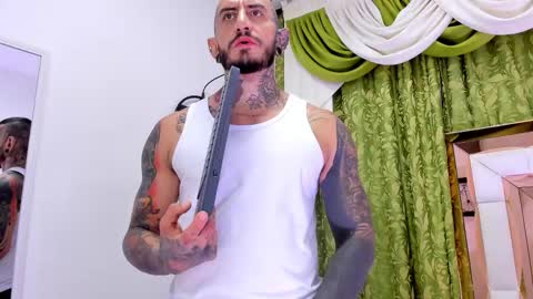 dilan_scootk_ online show from September 27, 2025, 7:19 pm