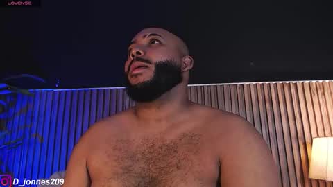 Snapshot of dilanjonnes chatting on October 12, 2025, 11:15 pm DilanJonnes online show from October 12, 2025, 11:15 pm