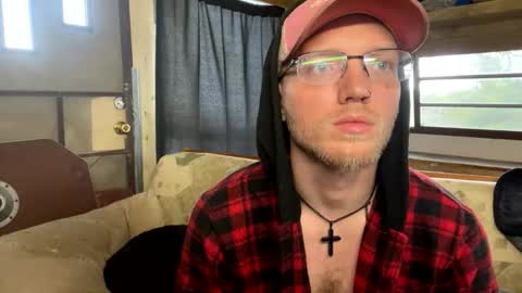 Daddy online show from May 4, 2026, 10:28 pm