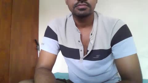 dilip_09 online show from December 19, 2024, 3:18 am