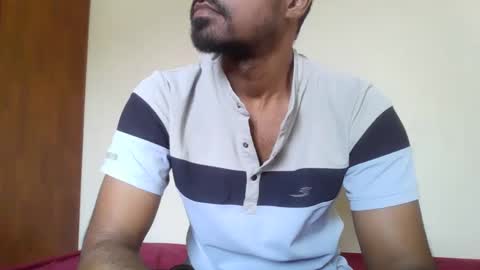 dilip_09 online show from January 3, 2025, 4:44 am