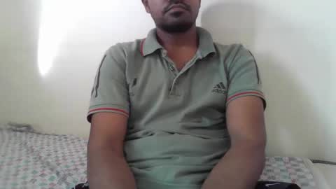 dilip_09 online show from January 18, 2025, 1:52 am