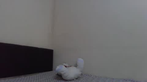 dilip_09 online show from January 20, 2025, 11:21 pm