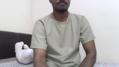 dilip_09 online show from January 21, 2025, 9:36 pm