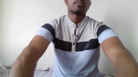 dilip_09 online show from February 21, 2025, 12:38 am