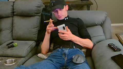 Dilldough405 online show from December 7, 2024, 3:25 am