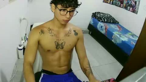 dillom420 online show from December 2, 2025, 8:04 pm