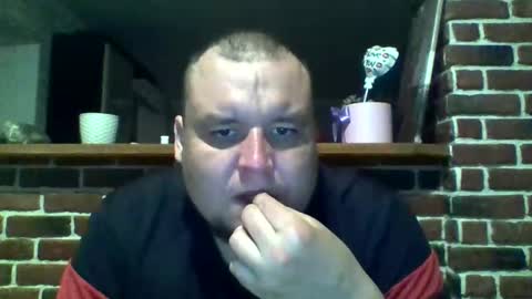 Snapshot of dimasvit5306 chatting on April 9, 2026, 6:35 pm dimasvit5306 online show from April 9, 2026, 6:35 pm