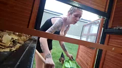 Sofie online show from September 28, 2025, 11:21 pm