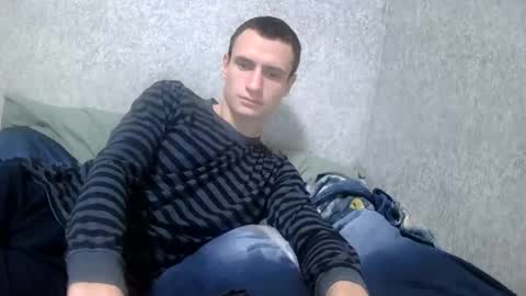 dimes_21 online show from November 12, 2025, 3:29 am