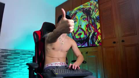 dimitri_higt online show from February 28, 2025, 3:04 am