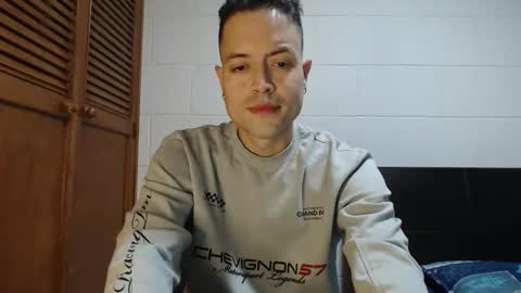 Dimitri online show from May 5, 2026, 3:36 am