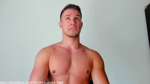 dimitricaruso online show from January 31, 2025, 5:42 pm