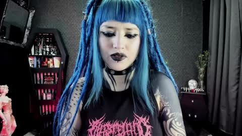 Snapshot of dimmuanddarkness chatting on December 24, 2024, 7:11 pm dimmuanddarkness online show from December 24, 2024, 7:11 pm